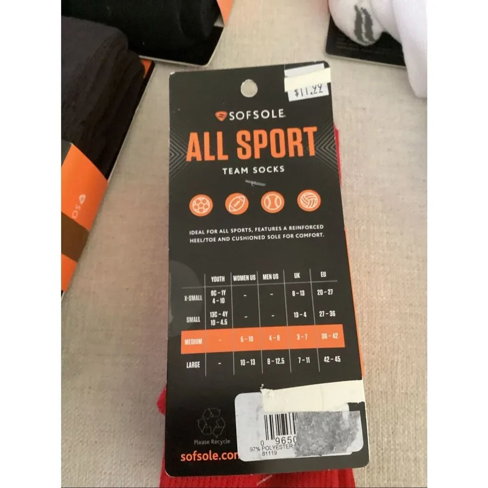 SOF SOUL ALL SPORT TEAM SOCKS. 6 Pairs, misc colors, 4 Mediums, 3 large, NWT